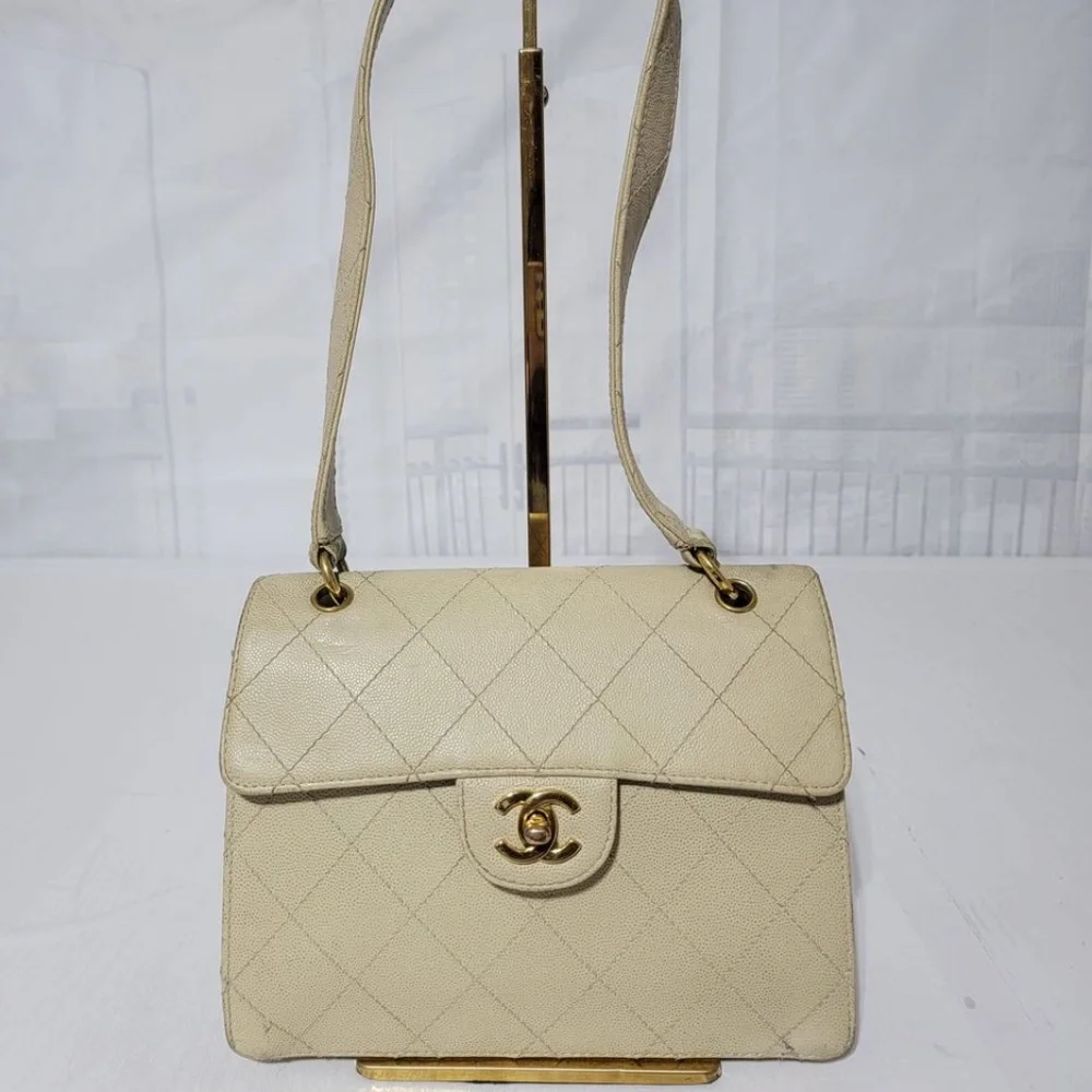 Authentic CHANEL Vintage Caviar Beige Flap Bag Beige Cream 24k Gold